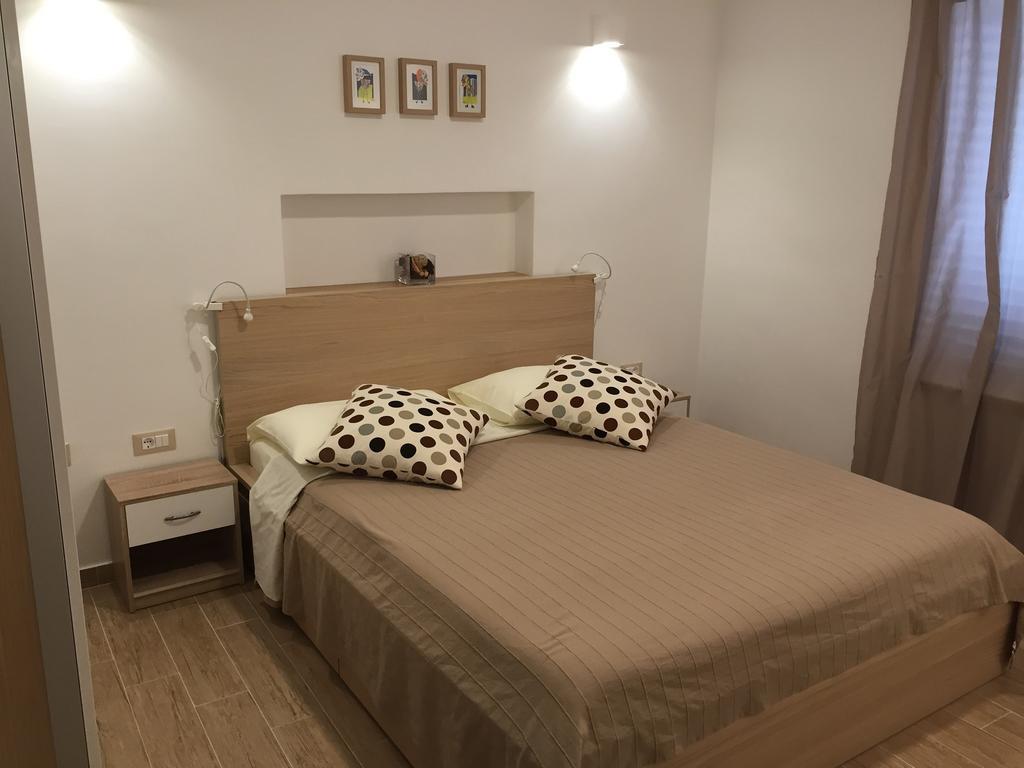 Apartment Remy Pula Phòng bức ảnh